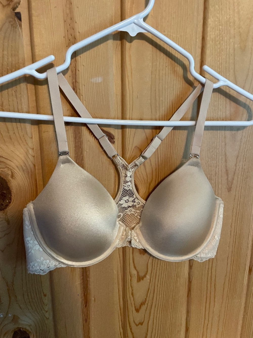 Women’s racerback bra
